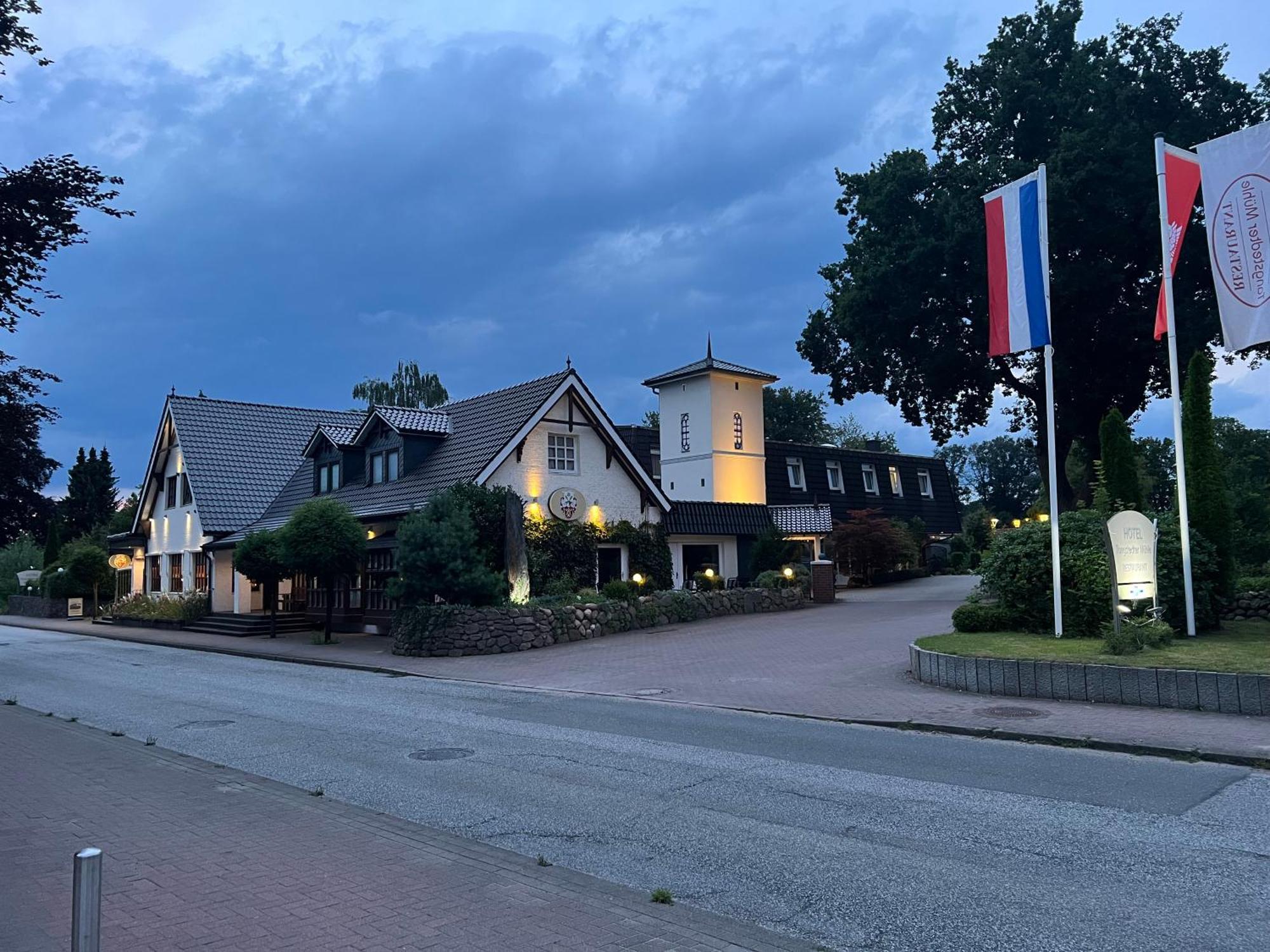 Tangstedter Muehle Hotel ภายนอก รูปภาพ